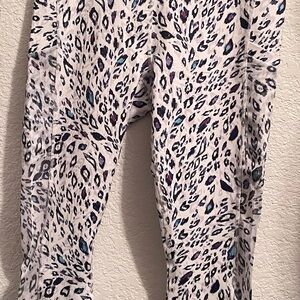 Fabletics White Leopard Print Leggings
